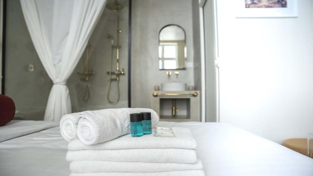 LOVE CIRCUS beautiful apartment near Eiffel Tower *