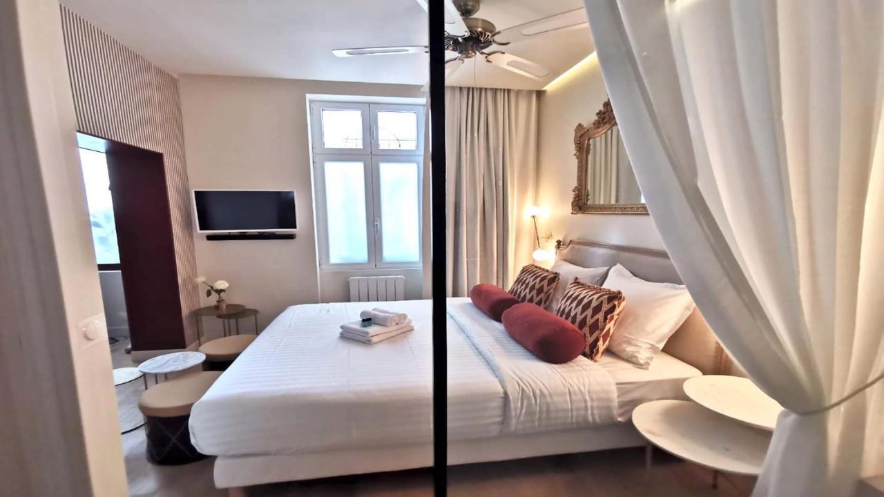LOVE CIRCUS beautiful apartment near Eiffel Tower Apartment *