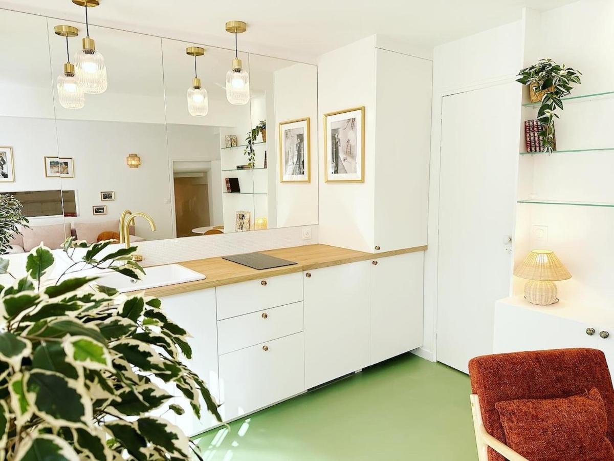 LOVE CIRCUS beautiful apartment near Eiffel Tower * Paris