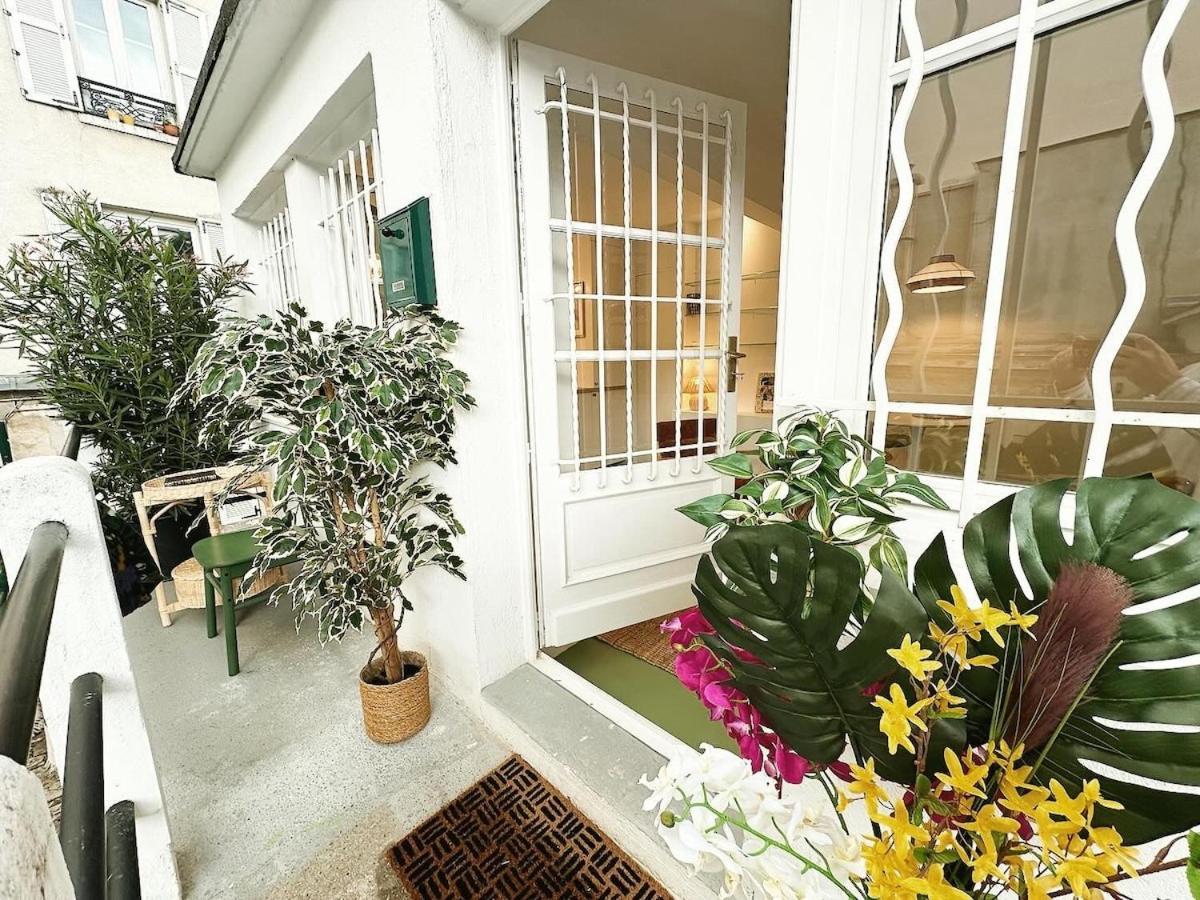 Apartment LOVE CIRCUS beautiful apartment near Eiffel Tower
