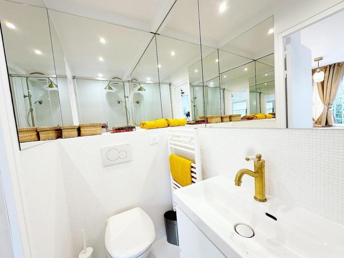 LOVE CIRCUS beautiful apartment near Eiffel Tower Paris