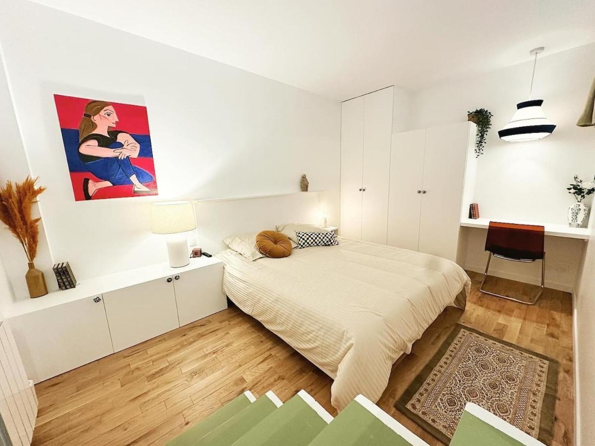 LOVE CIRCUS beautiful apartment near Eiffel Tower Apartment *