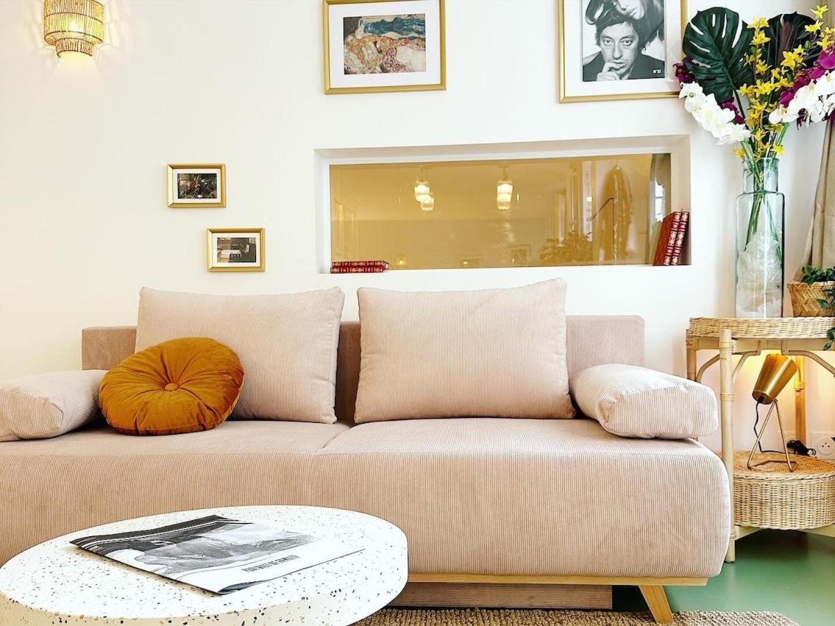 Apartment LOVE CIRCUS beautiful apartment near Eiffel Tower Paris